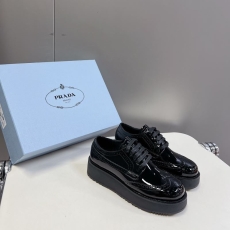 Prada Low Shoes